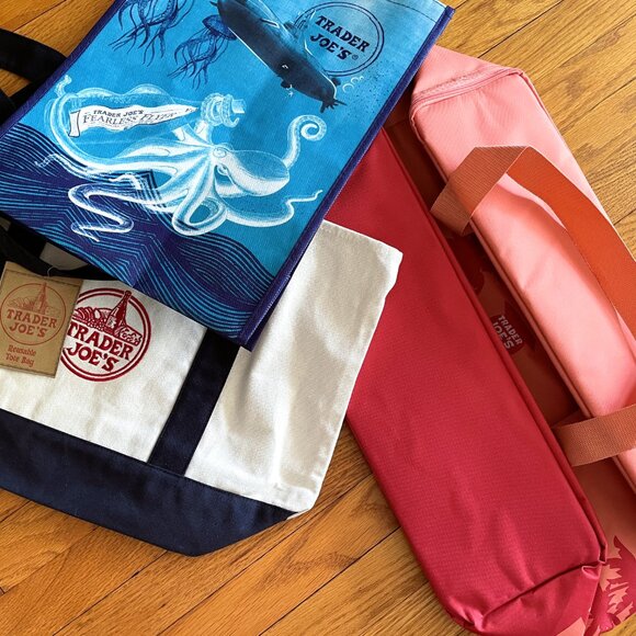 Trader Joe's LIMITED Set: XL PEACH Edition Tote, Shedd Ocean Bag, & TJs Canvas - Picture 2 of 11
